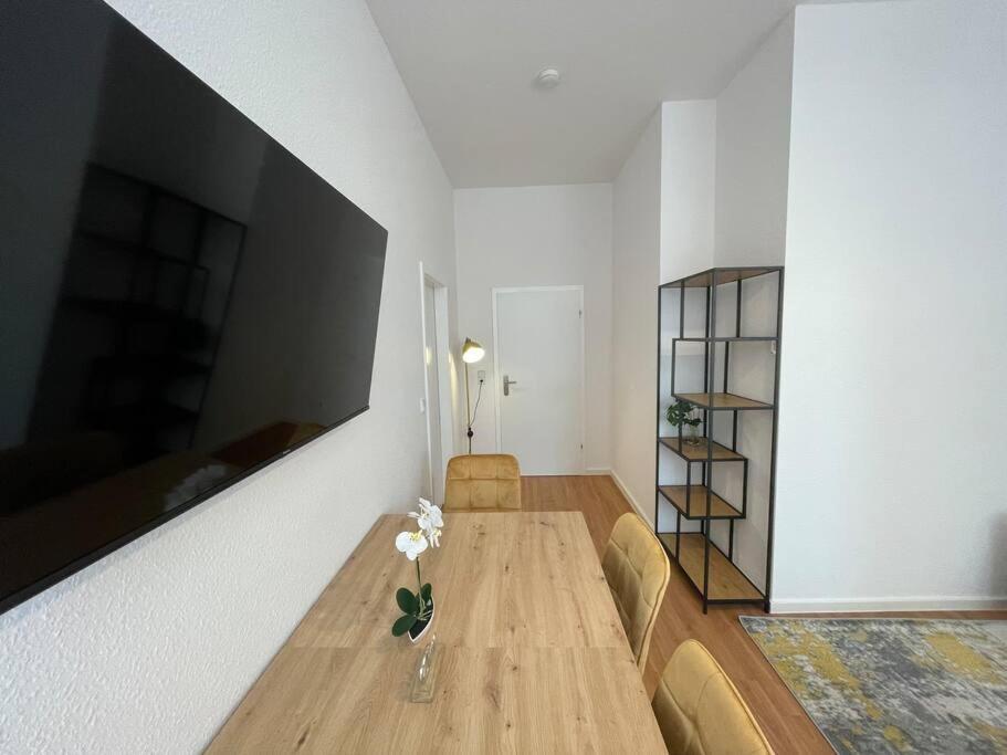 Lucky Stays Ls01 - Vollausstattung - Zentrum - Aufzug - Grosse Kueche - 2 Zimmer - Smart-Tv Magdeburg Exterior photo
